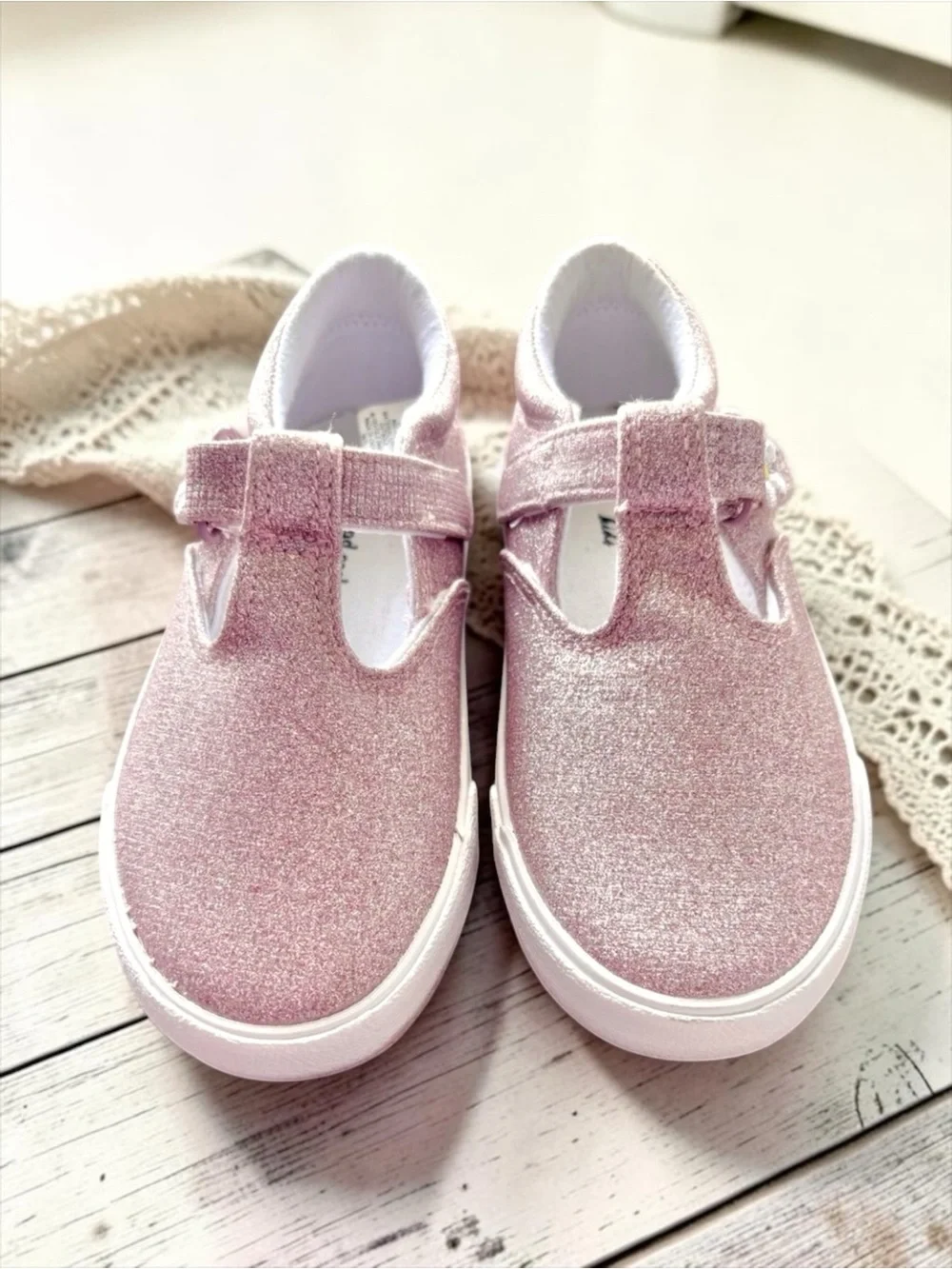 NWOT Cupcakes & Cashmere Mary Janes Glitter Daisy Strap Toddler Girl Size 10 🎀